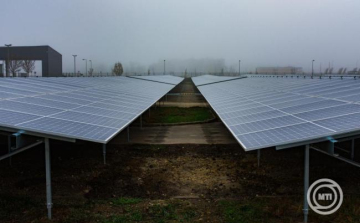 Lantos Csaba: Magyarország világelső a megtermelt villamosenergián belüli napenergia arányában