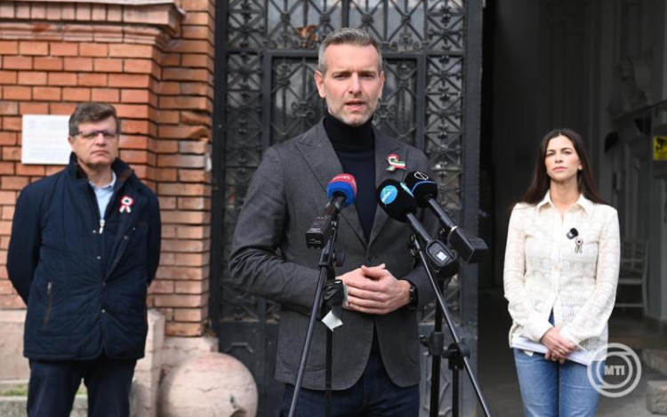 Steiner Attila: 31,5 milliárd forintból újulnak meg kórházak az országban