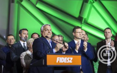 Orbán Viktor nem adja fel, újjászervezné a Fideszt