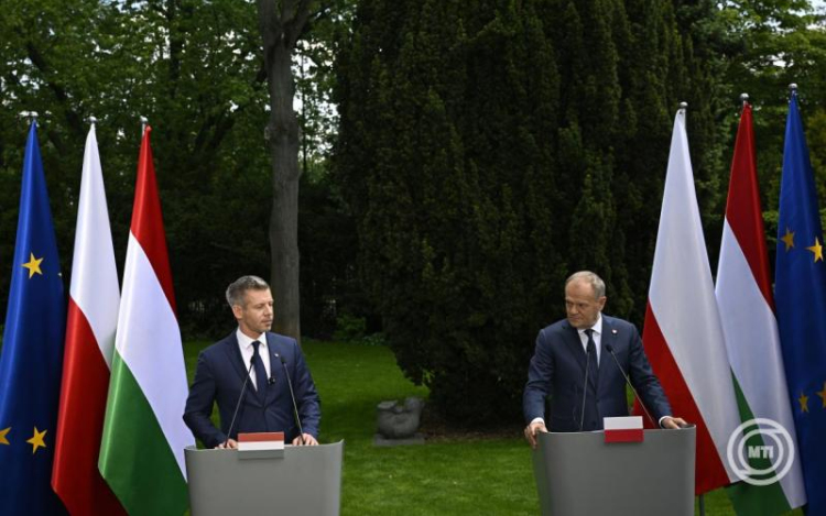 Magyar Péter: erős közép-európai régióra van szükség az erős Európához